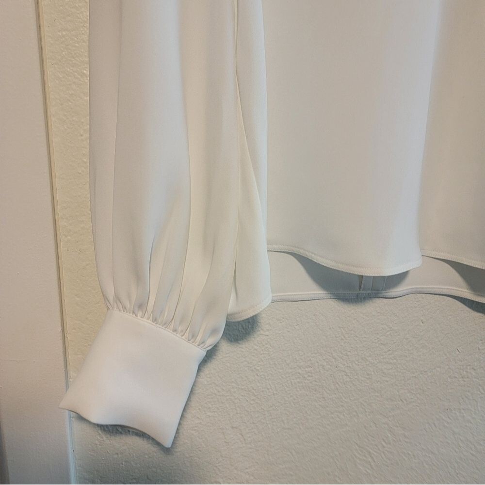 Babaton Satin Puff Long Sleeve White Blouse Medium - Picture 5 of 6